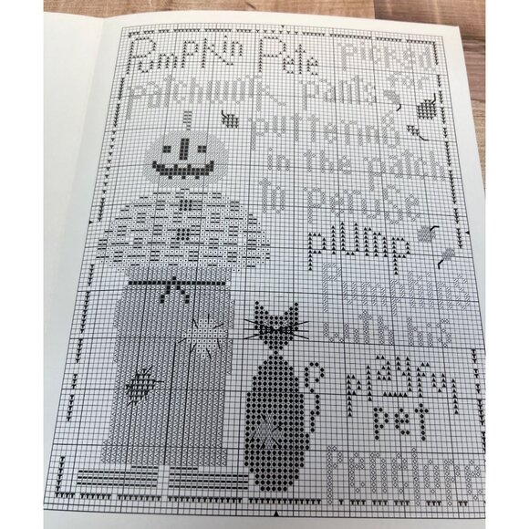 The Trilogy Pumpkin Pete Cross Stitch Kit Patchwork Pants Cat Pattern 8" x 10" - Picture 3 of 3